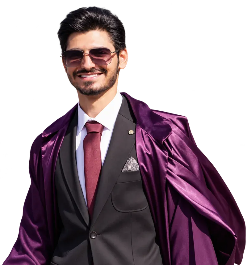 طارق الخلف في حفل التخرج